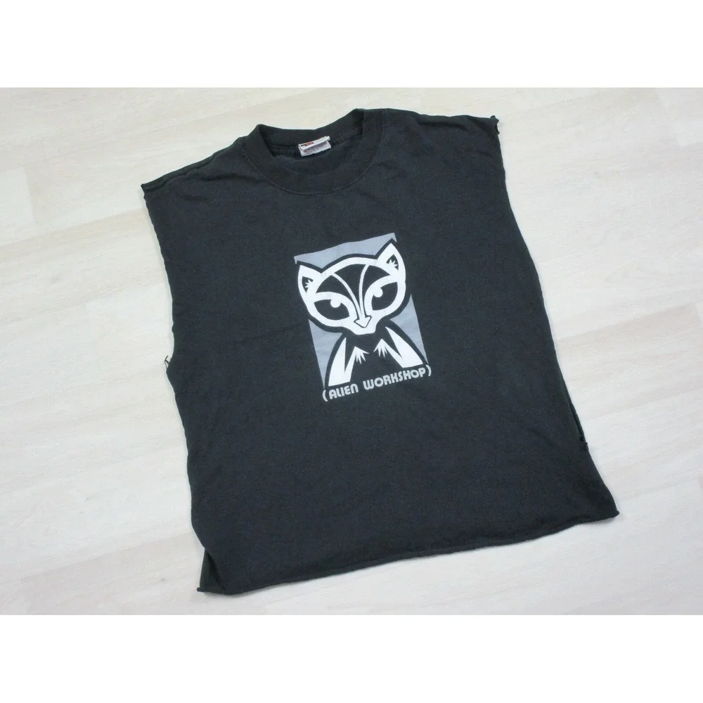 Vintage Alien Workshop AWS 90s t-shirt Cut Off Crop Sleeveless Surf Skate XGames